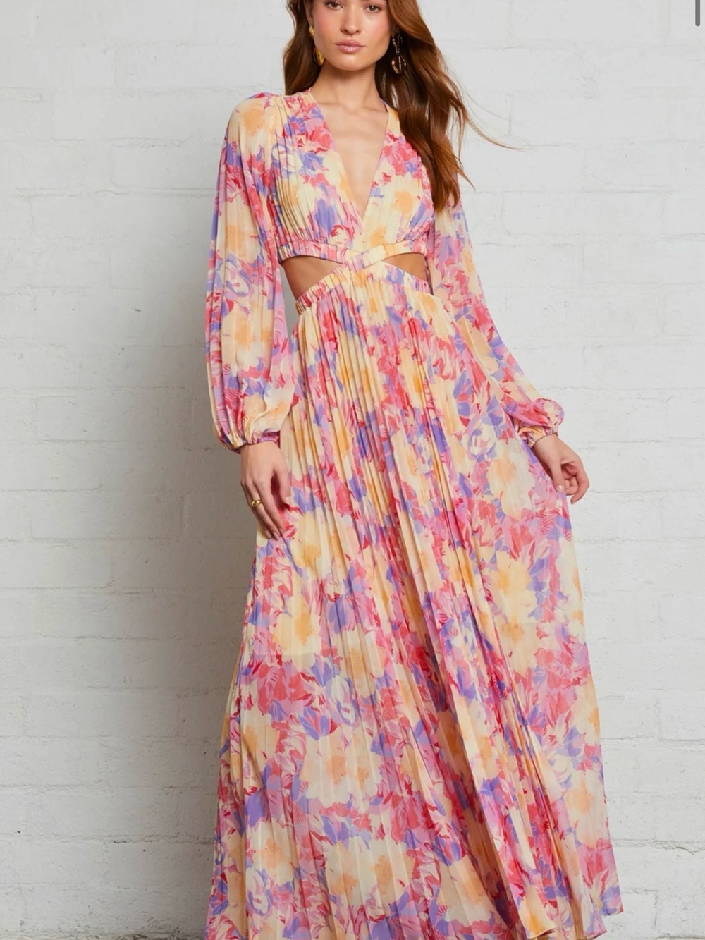 New ASTR The Label Revery Floral Pleated Cutout Maxi Dress NWT